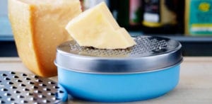 meilleur zesteur agrumes râpe fromage comparatif guide d'achat pas cher microplane